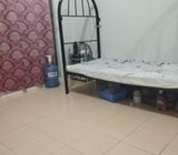 Bed space for indian girls near united hyper, no rush,