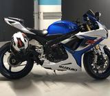 Suzaki GSXR 750 super clean 2013