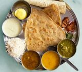 Cook Available in Dubai